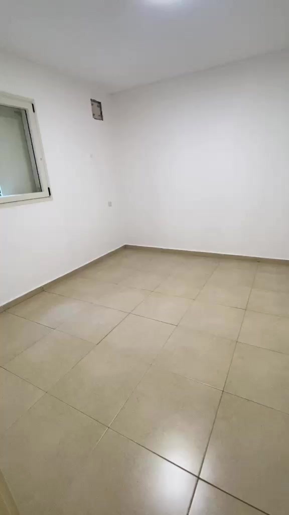 חדר בדירה - התותחנים, חולון